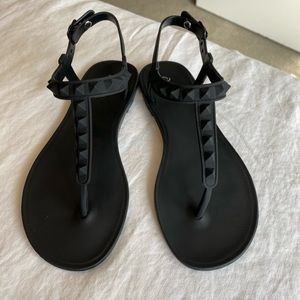 Qupid Brand new size 37 black studded sandals